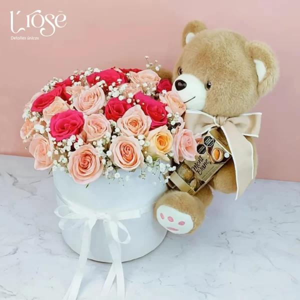 #4 Caja cilindro con rosas, peluche y chocolates - Imagen 2