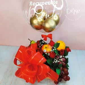#113 Caja con rosas, frutas y globo burbuja