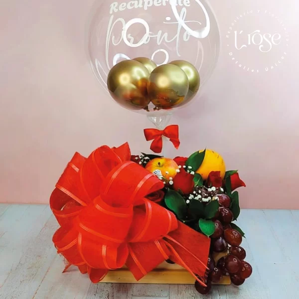 #113 Caja con rosas, frutas y globo burbuja - Imagen 3