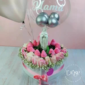 #157 Caja corazón con rosas, yisophilia, fresas con chocolate, angel marmolizado en urna de cristal
