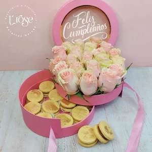 #78 Caja cilindro plegable con rosas y alfajores