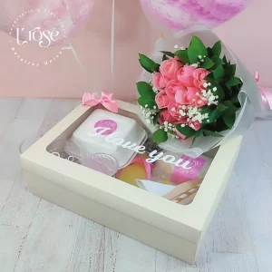 #364 Caja desayuno Sorpresa con globos y bouquet de rosas