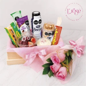 #27 Ancheta con variedad de productos y bouquet