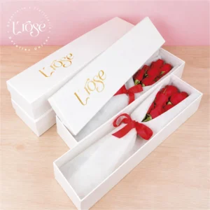 #30 Caja con 12 rosas