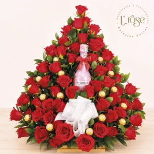 #68 Arreglo grande de rosas, chocolates y licor