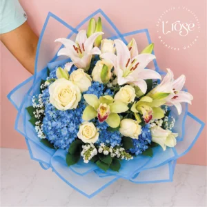 #304 Bouquet de rosas, hortensia, lirios y orquídeas