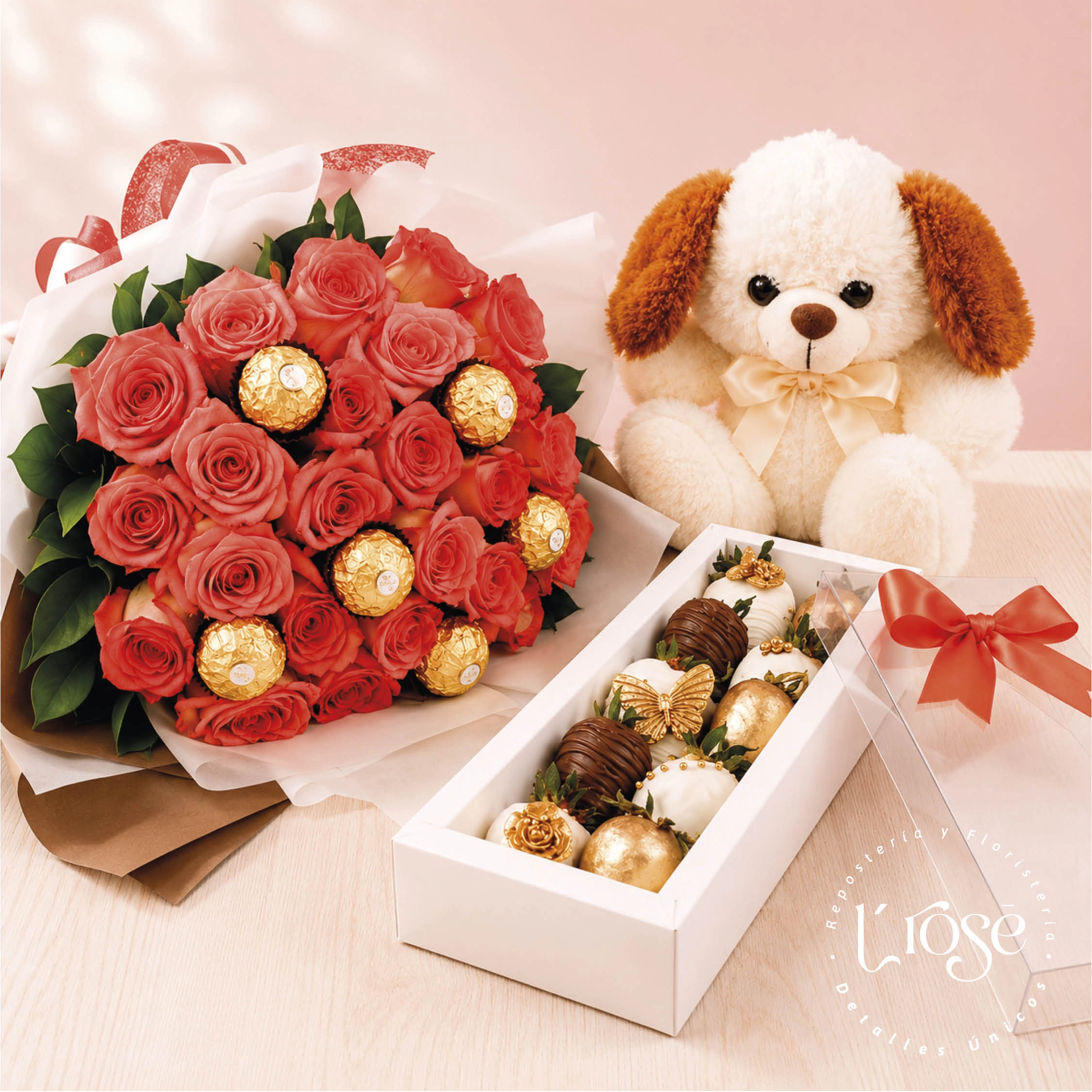 #349 Bouquet con rosas, chocolates, peluche y fresas con chocolates