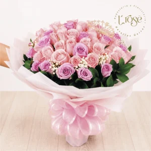 #153 Bouquet de rosas con corona