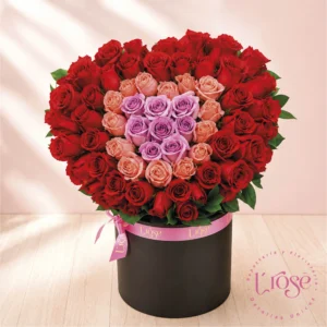 #430 Caja cilindro con rosas en forma de corazón