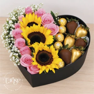 #530 Caja Corazón grande con flores y chocolates