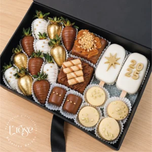 #478 Caja libro con variedad de productos
