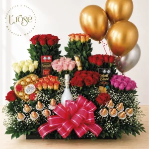 #431 Arreglo floral con licor, chocolates, fresas y globos