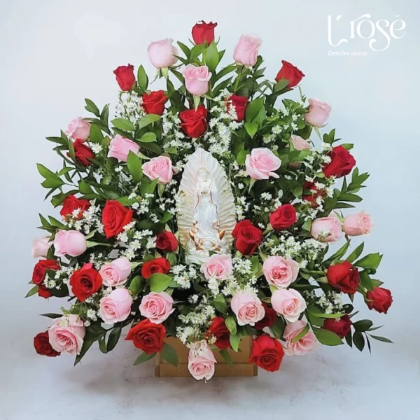 #36 Arreglo de rosas con virgen