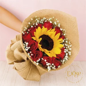 #260 bouquet con rosas y girasol