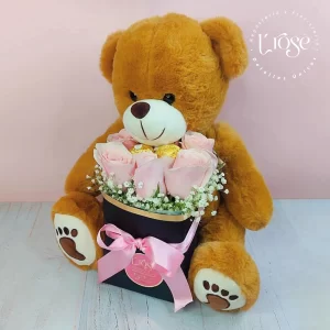 #103 Peluche con rosas y chocolates
