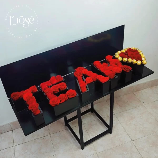 #87 Caja TE AMO con rosas y chocolates - Imagen 2