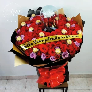 #138 bouquet de rosas y chocolates