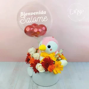 #258 Caja cilindro con flores, peluche y globo burbuja