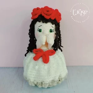 Muñeca reversible en bouquet de rosas