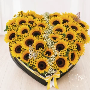 #382 Caja corazón con girasoles