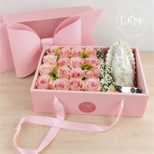 #523 Caja con rosas, virgen y chocolates