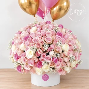 #561 caja cilindro con rosas y globos