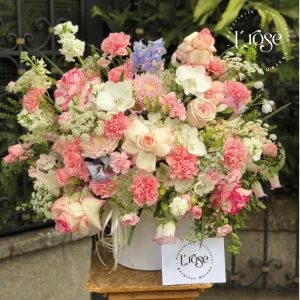 #557 Caja cilindro con flores