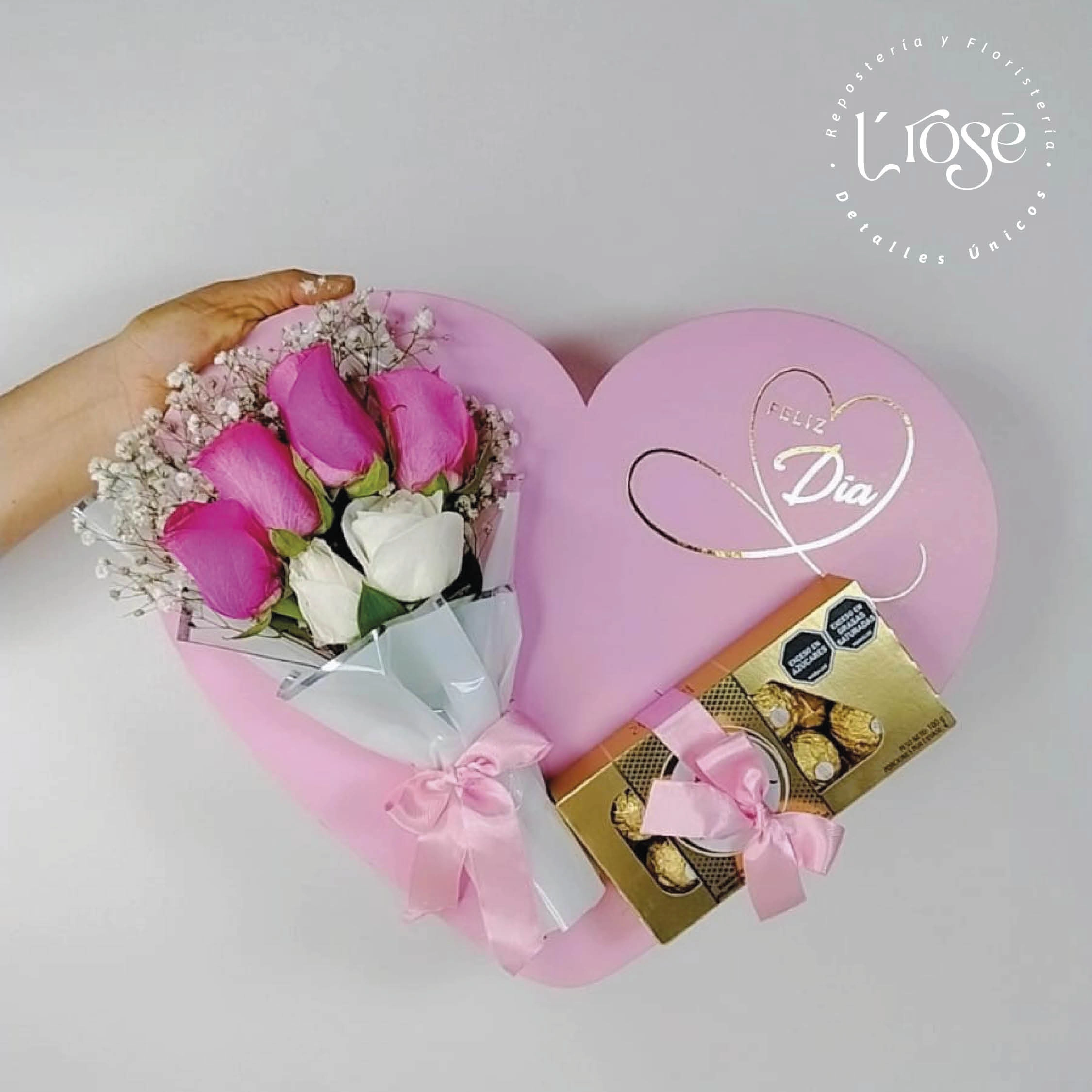 #593 Detalle Corazón “Feliz Día” - Imagen 3