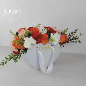 #568 Caja corazón con flores